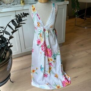 EUC 100% cotton floral patterned Victoria’s Secret v neck maxi lounge dress